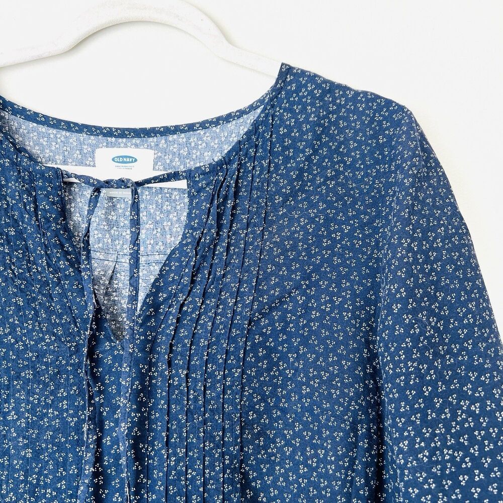Old Navy Blue & White Floral Oversize Lightweight Flowy Breezy Peasant Dress Med